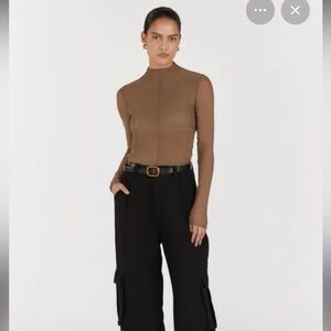 DISSH jagger mesh top in taupe